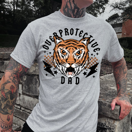 Over protective Dad tiger - DTF TRANSFER (CSC)